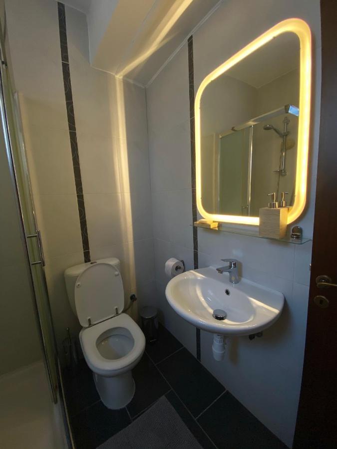 Lovely , Cozy , Modern Seaside Apartment Larnaca Ngoại thất bức ảnh